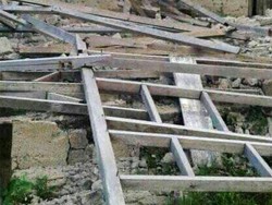 BMKG Imbau Warga Jauhi Bangunan Rusak Akibat Gempa M 7,2 Pulau Bacan