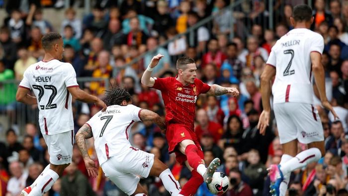 Liverpool menang 3-1 atas Bradford City di laga uji coba pramusim (Foto: Ed Sykes/Action Images via Reuters) Liverpool menang 3-1 atas Bradford City di laga uji coba pramusim (Foto: Ed Sykes/Action Images via Reuters)