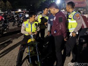 Ratusan Sepeda Motor Diamankan Saat Balap Liar di Sidoarjo Ratusan Sepeda Motor Diamankan Saat Balap Liar di Sidoarjo