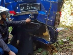 Mobil Masuk Jurang di Jalan Geopark Ciletuh, Sopir Tewas