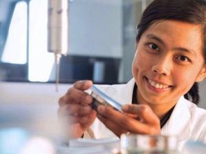 Ilmuwan Perempuan Asal Indonesia Jadi Duta Promosikan Australia Selatan Ilmuwan Perempuan Asal Indonesia Jadi Duta Promosikan Australia Selatan
