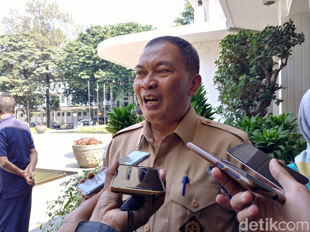 Wali Kota Bandung Keluarkan Surat Edaran Tolak Paham Anarko Wali Kota Bandung Keluarkan Surat Edaran Tolak Paham Anarko