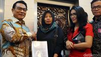 Baiq Nuril Datangi Istana Presiden Untuk Ajukan Amnesti ke Jokowi