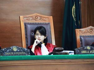 5 Fakta Leanna Leonardo, Calon Hakim Cantik yang Viral di Medsos 5 Fakta Leanna Leonardo, Calon Hakim Cantik yang Viral di Medsos