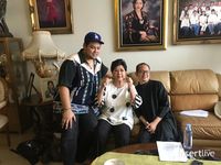 Ivan Gunawan, Titiek Puspa dan Ari Tulang