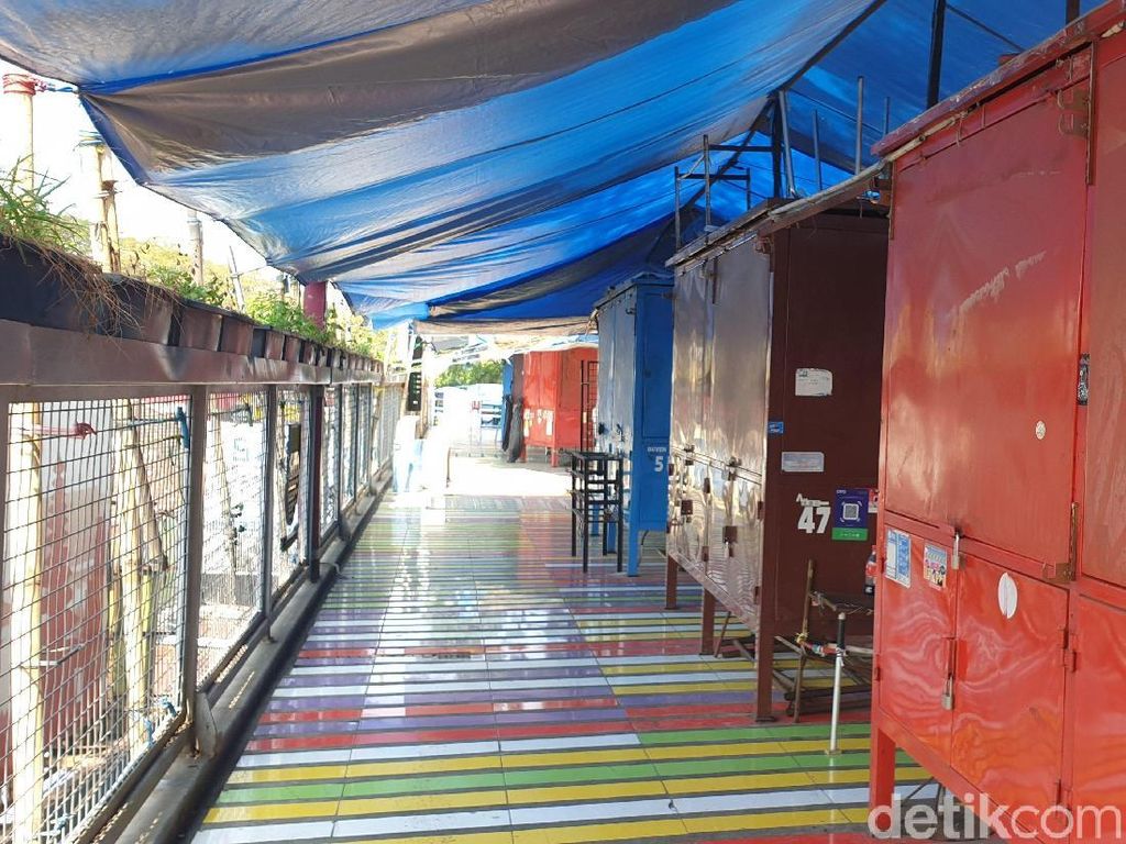 PKL Teras Cihampelas Tutup Kios, Pemkot: Pedagang Harus Kreatif PKL Teras Cihampelas Tutup Kios, Pemkot: Pedagang Harus Kreatif