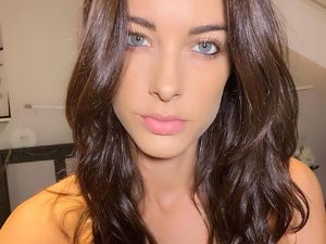 Sosok YouTuber Cantik yang Meninggal di Usia 35 Saat Naik Skuter Sosok YouTuber Cantik yang Meninggal di Usia 35 Saat Naik Skuter