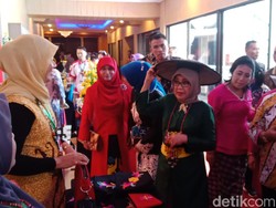 Mufidah Kalla Ajak Perajin Tenun Kaltim Pameran di Jakarta
