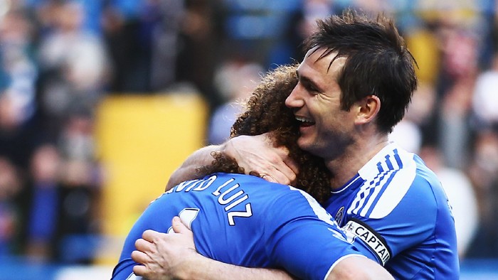 Chelsea v Bolton Wanderers - Premier League
LONDON, ENGLAND - FEBRUARY 25: David Luiz (L) of Chelsea is congratulated by Frank Lampard (R) after scoring during the Barclays Premier League match between Chelsea and Bolton Wanderers at Stamford Bridge on February 25, 2012 in London, England. (Photo by Clive Mason/Getty Images)