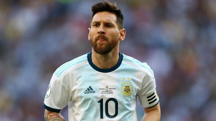 Lionel Messi dihukum larangan bertanding tiga bulan usai kecam CONMEBOL (Foto: Istimewa) Lionel Messi dihukum larangan bertanding tiga bulan usai kecam CONMEBOL (Foto: Istimewa)