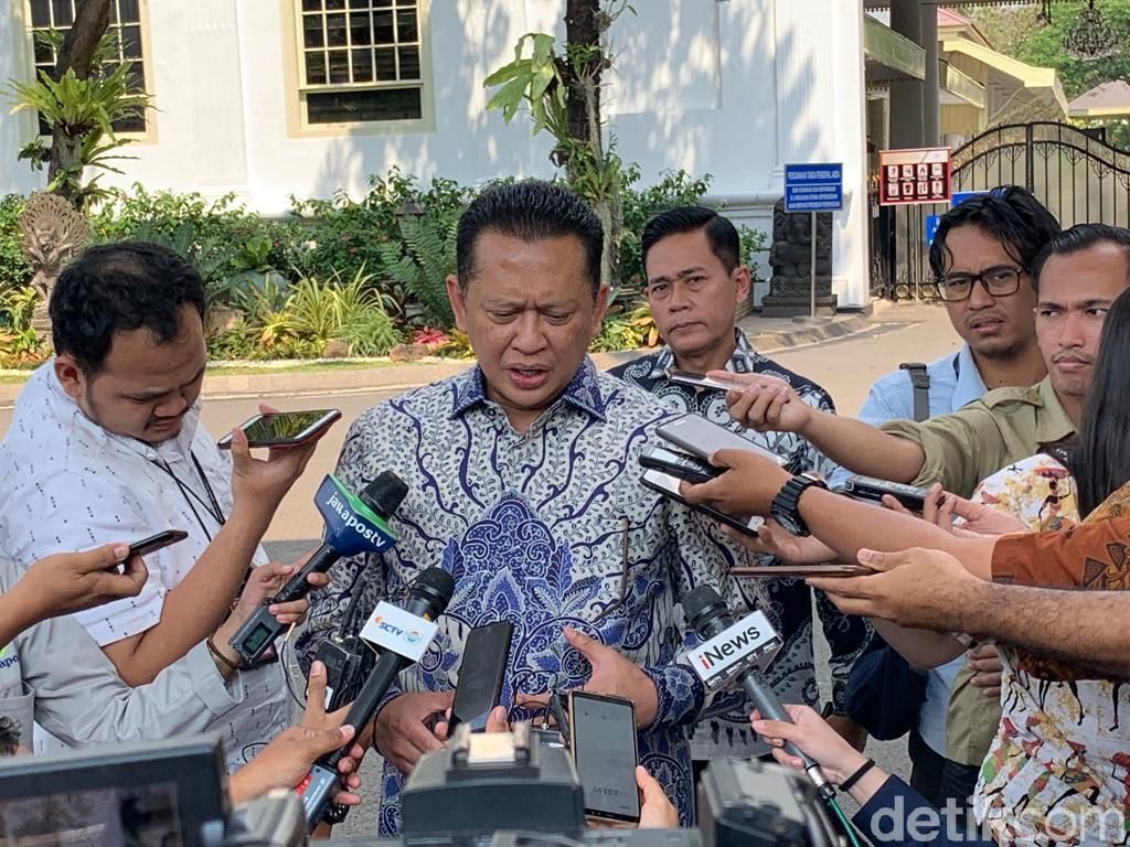 Ketua DPR Sebut RUU Keamanan Siber Bisa Cegah Potensi Kerugian Rp 478 T Ketua DPR Sebut RUU Keamanan Siber Bisa Cegah Potensi Kerugian Rp 478 T