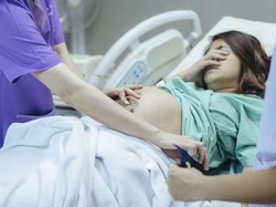 Tak Cuma Baby Blues, Ini Gangguan Jiwa yang Mengintai Ibu Usai Melahirkan