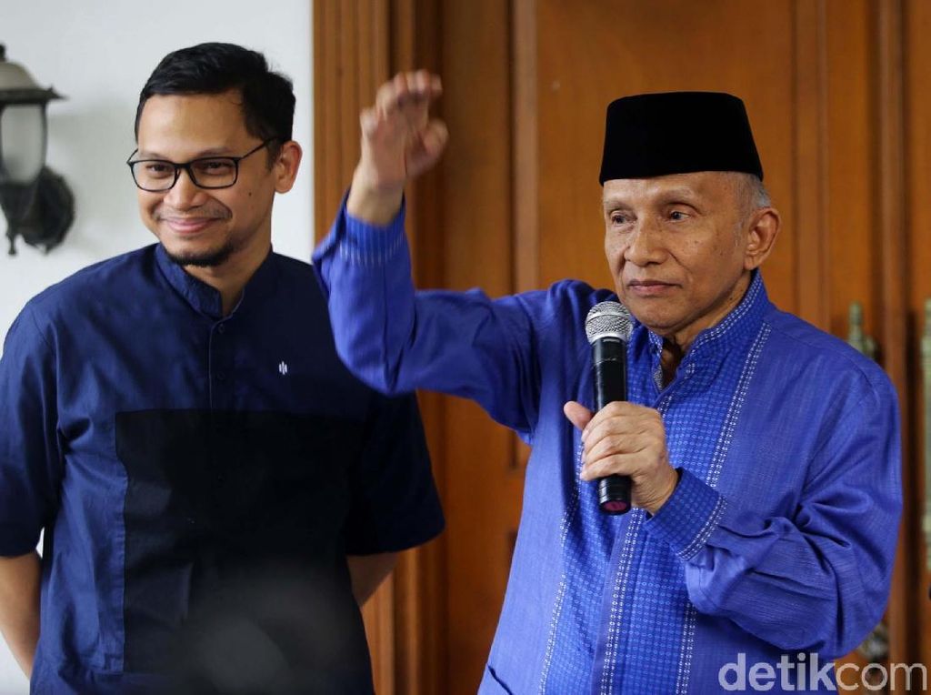 Amien Rais Ajak Jokowi Duduk Bareng Bahas Rekonsiliasi Amien Rais Ajak Jokowi Duduk Bareng Bahas Rekonsiliasi