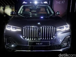 Video: Lebih Dekat dengan Mobil Termewah BMW X7 The President