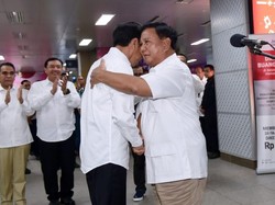 Gerindra Sebut Prabowo Bersedia Akurkan FPI dengan Jokowi