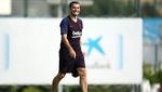 Bak Anak Sekolah, Latihan Perdana Griezmann di Barcelona Penuh Tawa