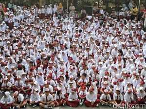 Faktor Usia Krusial di PPDB Jakarta, Ada Siswa 11 Tahun Daftar SD