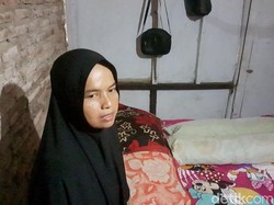 Guru Honorer Tinggal di WC SD Pandeglang, Ini Kata JK