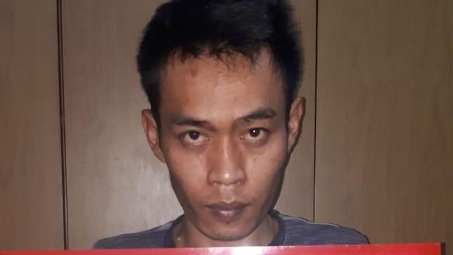 Wajah Pemerkosa yang Bikin ABG di Depok Mau Loncat di JPO Margonda Wajah Pemerkosa yang Bikin ABG di Depok Mau Loncat di JPO Margonda