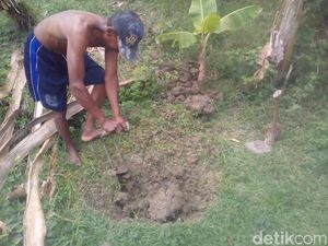 Ada Rezeki Bagi Penggali Sumur Gowak di Kudus Saat Musim Kemarau