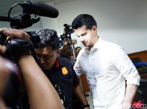 Vonis 9 Tahun Penjara Steve Emmanuel, Karenina Sunny Cari Keadilan Vonis 9 Tahun Penjara Steve Emmanuel, Karenina Sunny Cari Keadilan