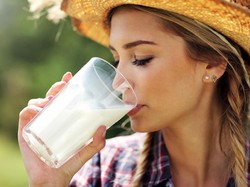 Minum Segelas Susu Saat Sarapan Bisa Bantu Turunkan Berat Badan