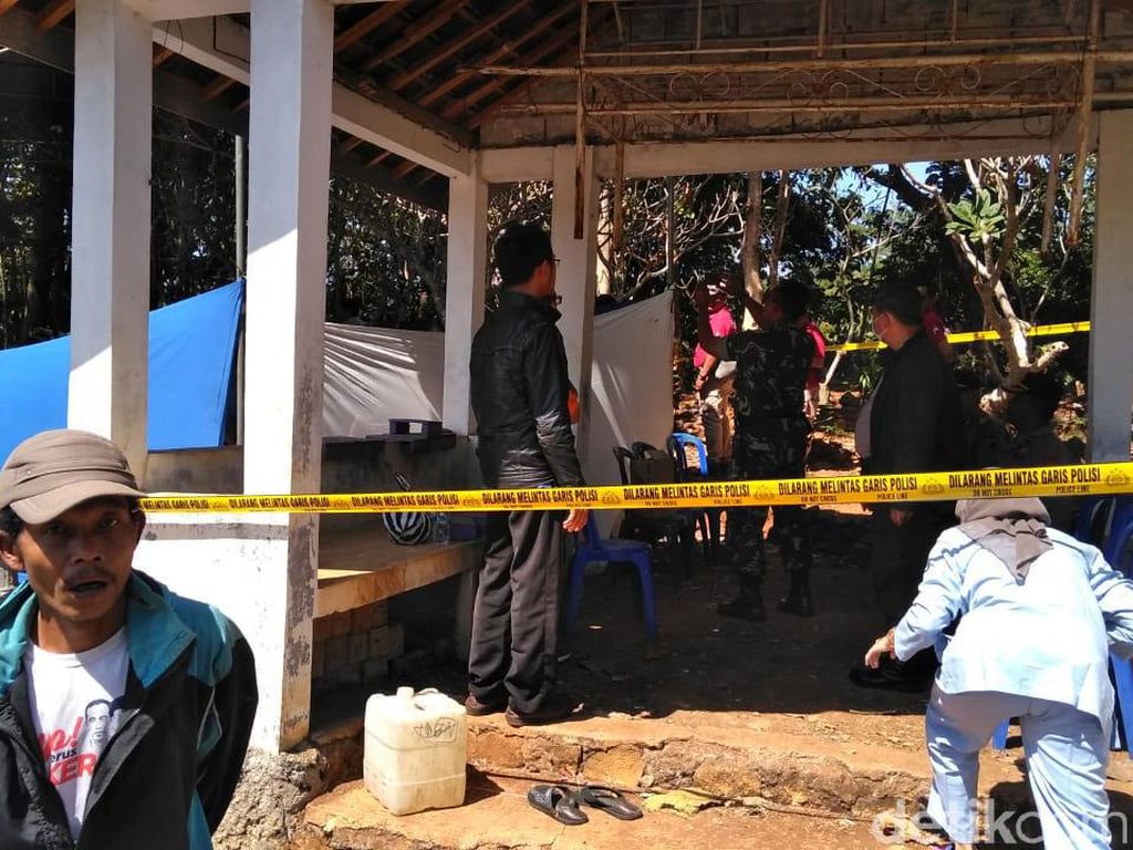 Nasib F, Anak Boyolali yang Diduga Mati Dianiaya Ibunya Sendiri Nasib F, Anak Boyolali yang Diduga Mati Dianiaya Ibunya Sendiri