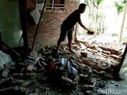 Kesaksian Korban Gempa Bali di Banyuwangi Melihat Tembok Rumahnya Ambrol