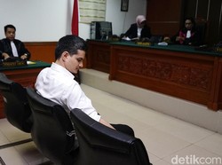 Tok! Steve Emmanuel Divonis 9 Tahun Penjara