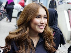 Dear Enji... Ayu Ting Ting Beri Izin Kamu Ketemu Bilqis Nih Dear Enji... Ayu Ting Ting Beri Izin Kamu Ketemu Bilqis Nih
