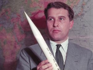 Pembuat Senjata NAZI Jadi Kunci Sukses Misi ke Bulan