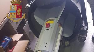 Potret Pistol Hingga Rudal yang Disita Neo-Nazi di Italia