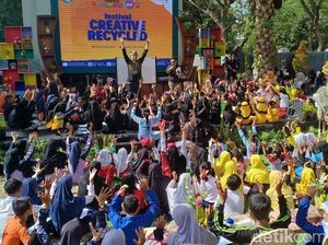 Kampanyekan Pengurangan Sampah Plastik, Festival Creative Recycle Digelar