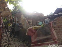Gempa Bali Berimbas ke 13 Wilayah di Jatim, BPBD Salurkan Bantuan
