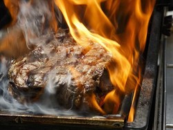 Adik Meninggal Akibat Tersedak Daging, Kakak Menyusul 5 Bulan Kemudian