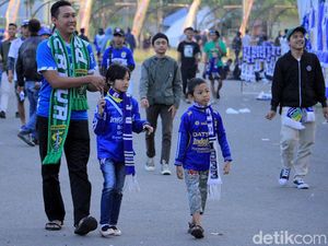 Stadion Si Jalak Harupat Membiru di Laga Persib vs Kalteng FC