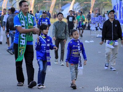Stadion Si Jalak Harupat Membiru di Laga Persib vs Kalteng FC