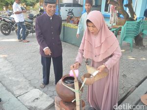 Melihat Kembali Tradisi Turun Temurun Gentong Haji di Cirebon