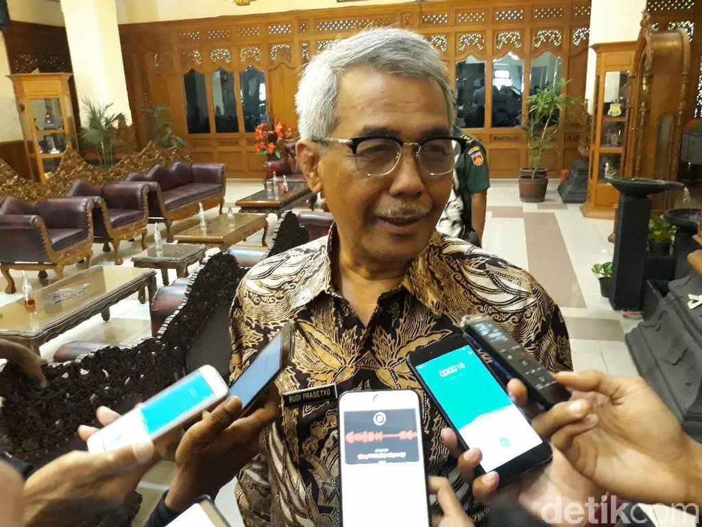 Pemerintah Tagih Kejelasan Bebadan Keraton Surakarta Pemerintah Tagih Kejelasan Bebadan Keraton Surakarta