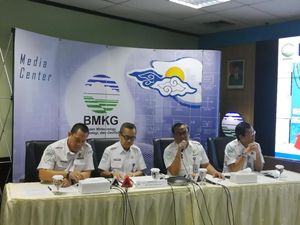 BMKG soal Gempa Bali dan Pulau Bacan: Tak ada Kaitan, Pemicunya Beda