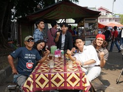 Pengalaman Pertama Pidi Baiq Jadi Sutradara di Film Koboy Kampus