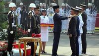 Momen Jokowi Lantik Perwira TNI-Polri di Istana Merdeka
