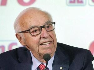 Jean Coutu, Jadi Miliarder Lewat Toko Obat