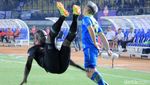 Maung Bandung Terkam Kalteng Putra