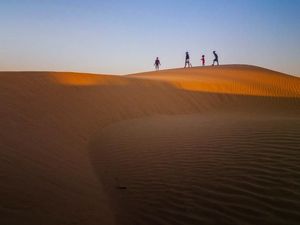 Bukan di Mesir, Ini Gundukan Pasir Pantai Kupang
