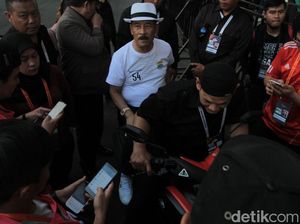 Tanggapi Wacana Turnamen, Umuh Muchtar: Untuk Hiburan Saja Tanggapi Wacana Turnamen, Umuh Muchtar: Untuk Hiburan Saja