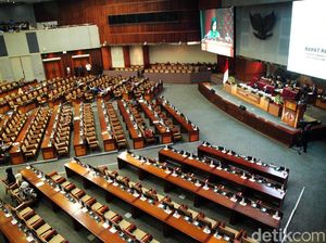 Banyak Kursi Kosong di Rapat Paripurna DPR