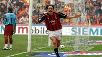 Eks striker AC Milan, Filippo Inzaghi, juga menjadi pilihan Pirlo dalam skuadnya. Pria berusia 47 tahun itu sukses di Juventus dan AC Milan, dan dikenal sebagai penyerang yang lihai meloloskan diri dari kawalan bek. (Foto: Grazia Neri/Getty Images)