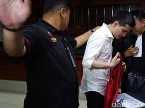 Divonis 9 Tahun Bui, Steve Emmanuel Tak Ditemani Kerabat