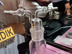Saksi Mata: Penggerebekan Kampung Narkoba Tatanga di Palu Saksi Mata: Penggerebekan Kampung Narkoba Tatanga di Palu